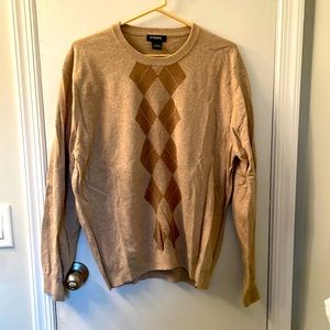 Men’s large Argyle sweater